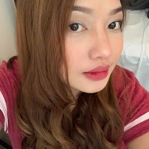 Meet your Posher, Evangeline